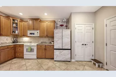 3659 Parkridge Circle #9-103, Sarasota, FL 34243 - Photo 12