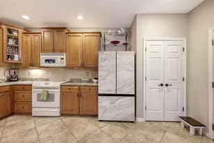 3659 Parkridge Cir, Sarasota, FL 34243 - Photo 12