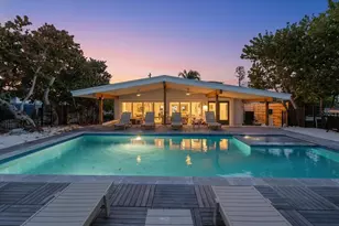 102 Tuna St, Anna Maria, FL 34216 - Photo 2