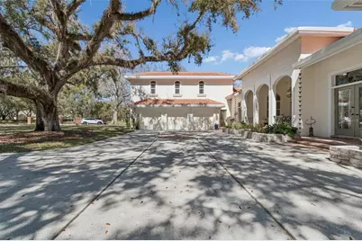 5212 Golf Links Boulevard, Zephyrhills, FL 33541 - Photo 6