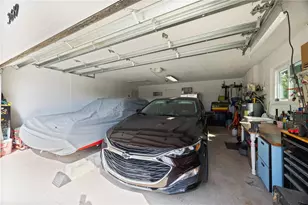 3619 Pembrook Dr, Sarasota, FL 34239 - Photo 28