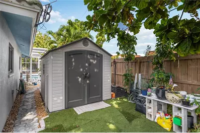 3619 Pembrook Drive, Sarasota, FL 34239 - Photo 30