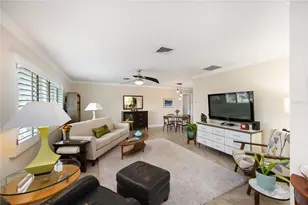 3619 Pembrook Dr, Sarasota, FL 34239 - Photo 6