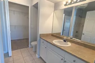 5611 Bidwell Pkwy, Sarasota, FL 34233 - Photo 18