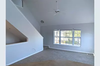 5611 Bidwell Parkway #205, Sarasota, FL 34233 - Photo 4