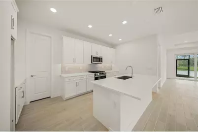 9533 Lunar Dove Court, Sarasota, FL 34240 - Photo 6