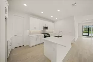 9533 Lunar Dove Ct, Sarasota, FL 34240 - Photo 6