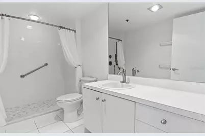1065 Gulf Of Mexico Drive #305, Longboat Key, FL 34228 - Photo 34
