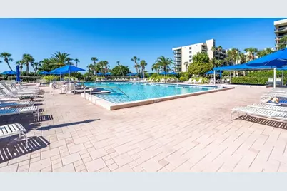 1065 Gulf Of Mexico Drive #305, Longboat Key, FL 34228 - Photo 40