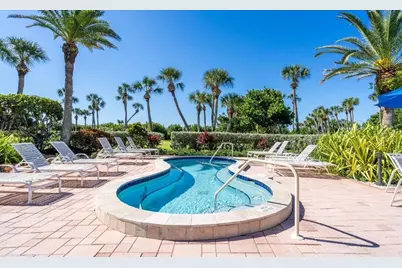 1065 Gulf Of Mexico Drive #305, Longboat Key, FL 34228 - Photo 40