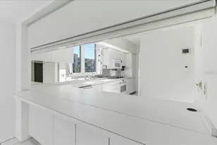 1065 Gulf of Mexico Dr, Longboat Key, FL 34228 - Photo 16