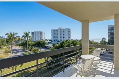 1065 Gulf Of Mexico Drive #305, Longboat Key, FL 34228 - Photo 6