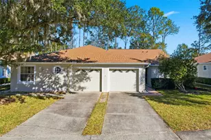 34837 Double Eagle Ct, Zephyrhills, FL 33541 - Photo 4