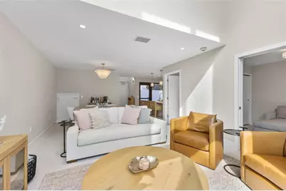 1558 4th St #212, Sarasota, FL 34236 - Photo 4