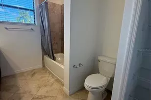 20460 Lagente Cir, Venice, FL 34293 - Photo 12