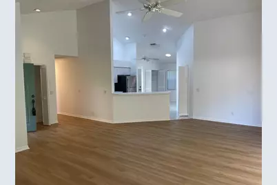 4504 Deer Trail Boulevard, Sarasota, FL 34238 - Photo 2