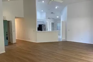 4504 Deer Trail Blvd, Sarasota, FL 34238 - Photo 2