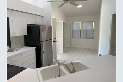 4504 Deer Trail Boulevard, Sarasota, FL 34238 - Photo 4