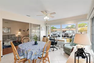 2717 Riverbluff Pl, Sarasota, FL 34231 - Photo 20