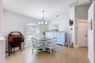 4560 29th Ave Cir E, Palmetto, FL 34221 - Photo 4