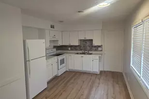 6011 Greenwood Ln, Pensacola, FL 32504 - Photo 2