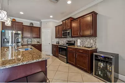 7432 47th Avenue Circle E, Bradenton, FL 34203 - Photo 10