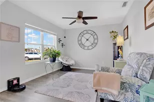15823 High Bell Pl, Bradenton, FL 34212 - Photo 4