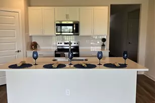 18143 Wheathouse Pl, Bradenton, FL 34211 - Photo 10