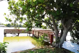 4109 Lake Bayshore Dr, Bradenton, FL 34205 - Photo 24