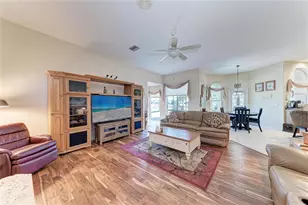 8383 Cypress Hollow Dr, Sarasota, FL 34238 - Photo 8