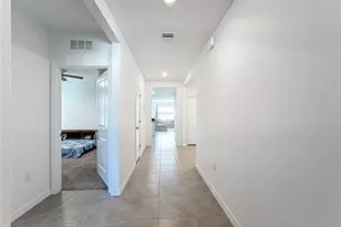 3312 Ivy Holw Dr, Plant City, FL 33565 - Photo 2