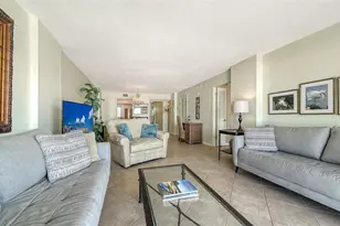 19 Whispering Sands Dr, Sarasota, FL 34242 - Photo 22