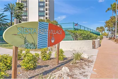 5144 Oxford Drive, Sarasota, FL 34242 - Photo 12