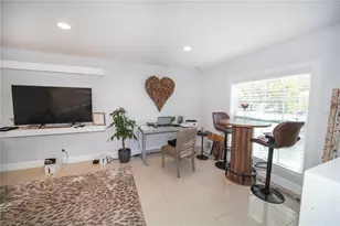 2653 22nd St, Sarasota, FL 34234 - Photo 12