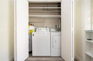 3807 Joyce Dr, Bradenton, FL 34208 - Photo 16