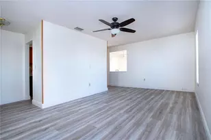 3807 Joyce Dr, Bradenton, FL 34208 - Photo 26