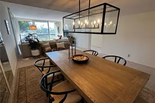 1085 Gulf of Mexico Dr, Longboat Key, FL 34228 - Photo 8