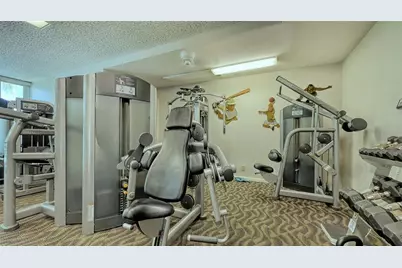 1085 Gulf Of Mexico Drive #205, Longboat Key, FL 34228 - Photo 50