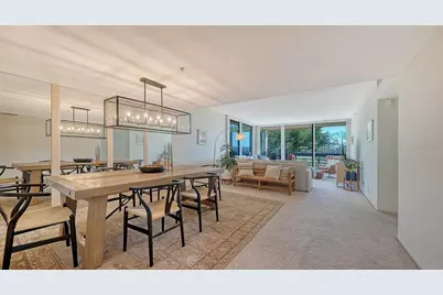 1085 Gulf Of Mexico Drive #205, Longboat Key, FL 34228 - Photo 8