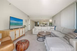 1085 Gulf of Mexico Dr, Longboat Key, FL 34228 - Photo 18