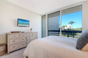 1085 Gulf of Mexico Dr, Longboat Key, FL 34228 - Photo 36