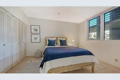 1085 Gulf Of Mexico Drive #205, Longboat Key, FL 34228 - Photo 32