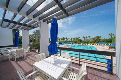 1085 Gulf Of Mexico Drive #205, Longboat Key, FL 34228 - Photo 28