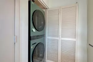 1085 Gulf of Mexico Dr, Longboat Key, FL 34228 - Photo 22