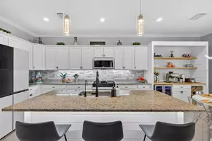 17619 Blue Rdg Pl, Bradenton, FL 34211 - Photo 6