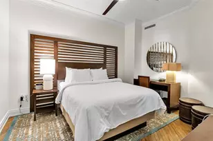 915 Seaside Dr, Sarasota, FL 34242 - Photo 14