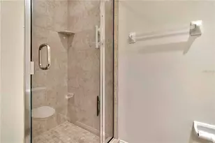 7702 Lake Vista Ct, Bradenton, FL 34202 - Photo 32