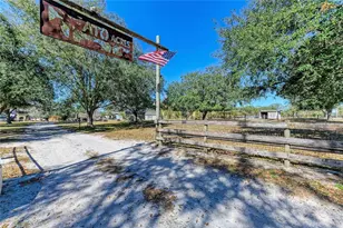 4678 253rd St E, Myakka City, FL 34251 - Photo 4