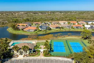 373 Roseling Cir, Venice, FL 34293 - Photo 40