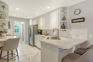 7944 Bergamo Ave, Sarasota, FL 34238 - Photo 10